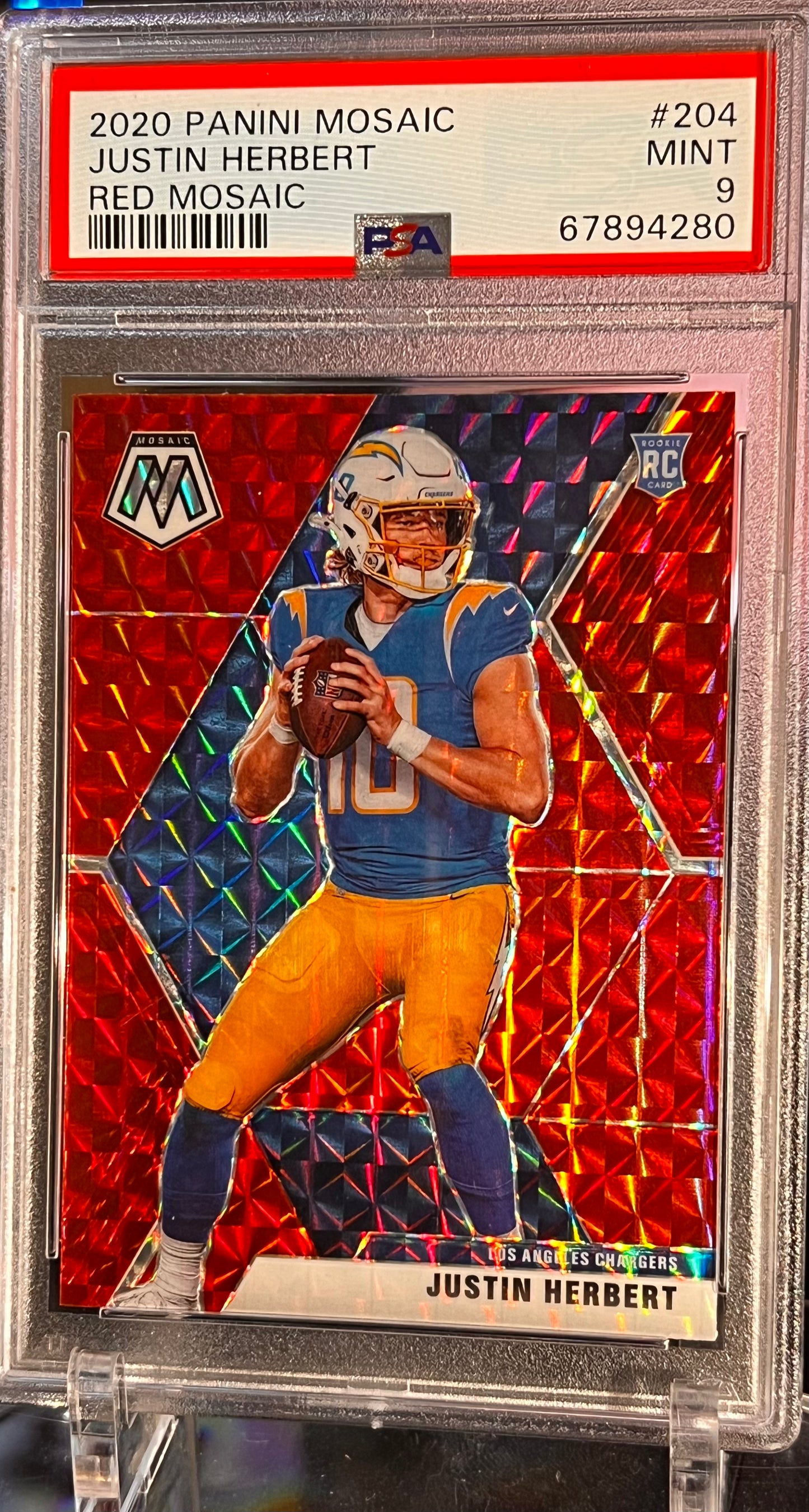 ⚡ 2020 Panini Mosaic #204 Justin Herbert – Red Mosaic | PSA 9 MINT ⚡ 🏷️ Cert #67894280 | Rookie Year Parallel | PSA Slabbed